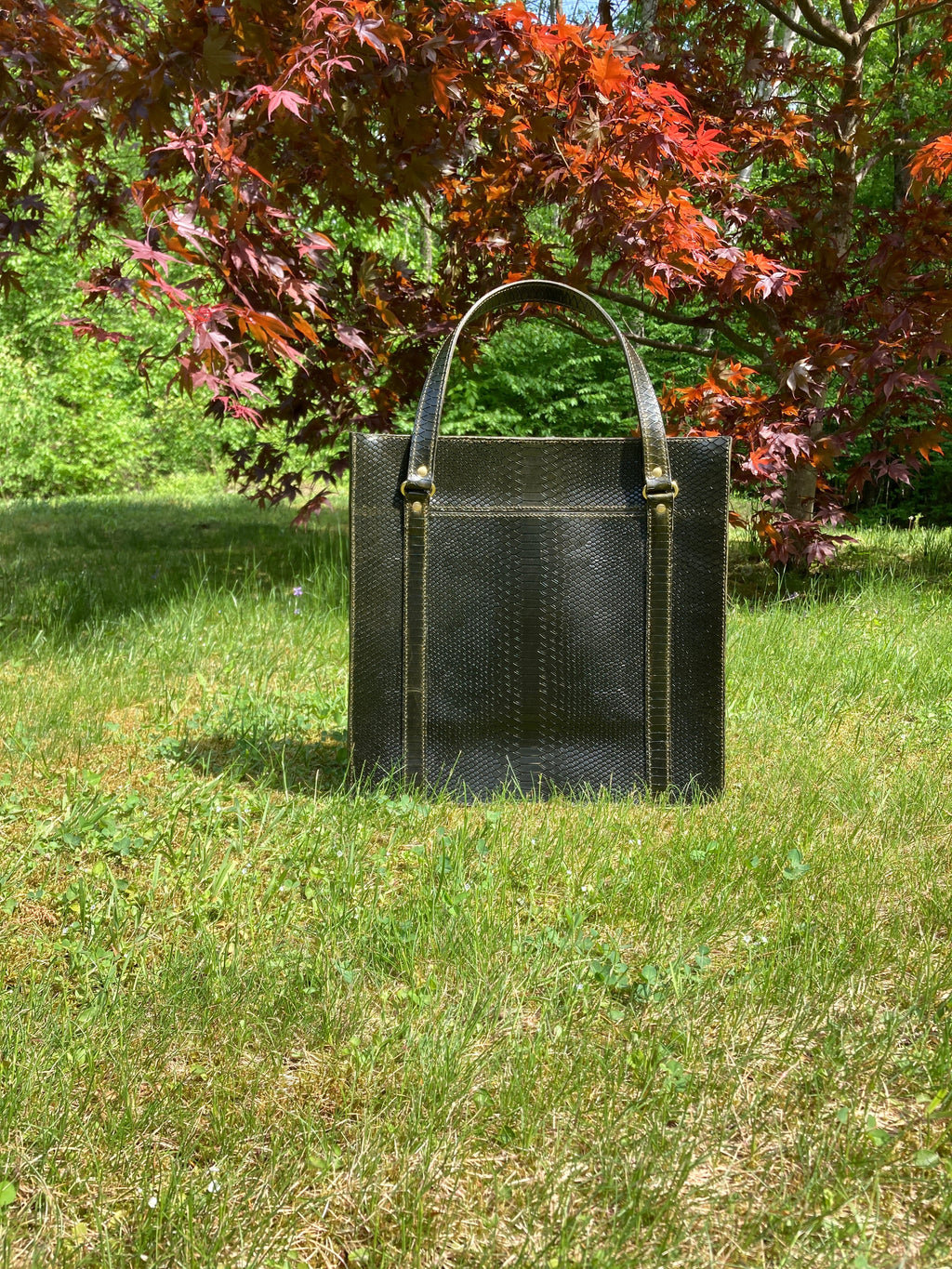 Metropolitan Tote in Emerald snake print