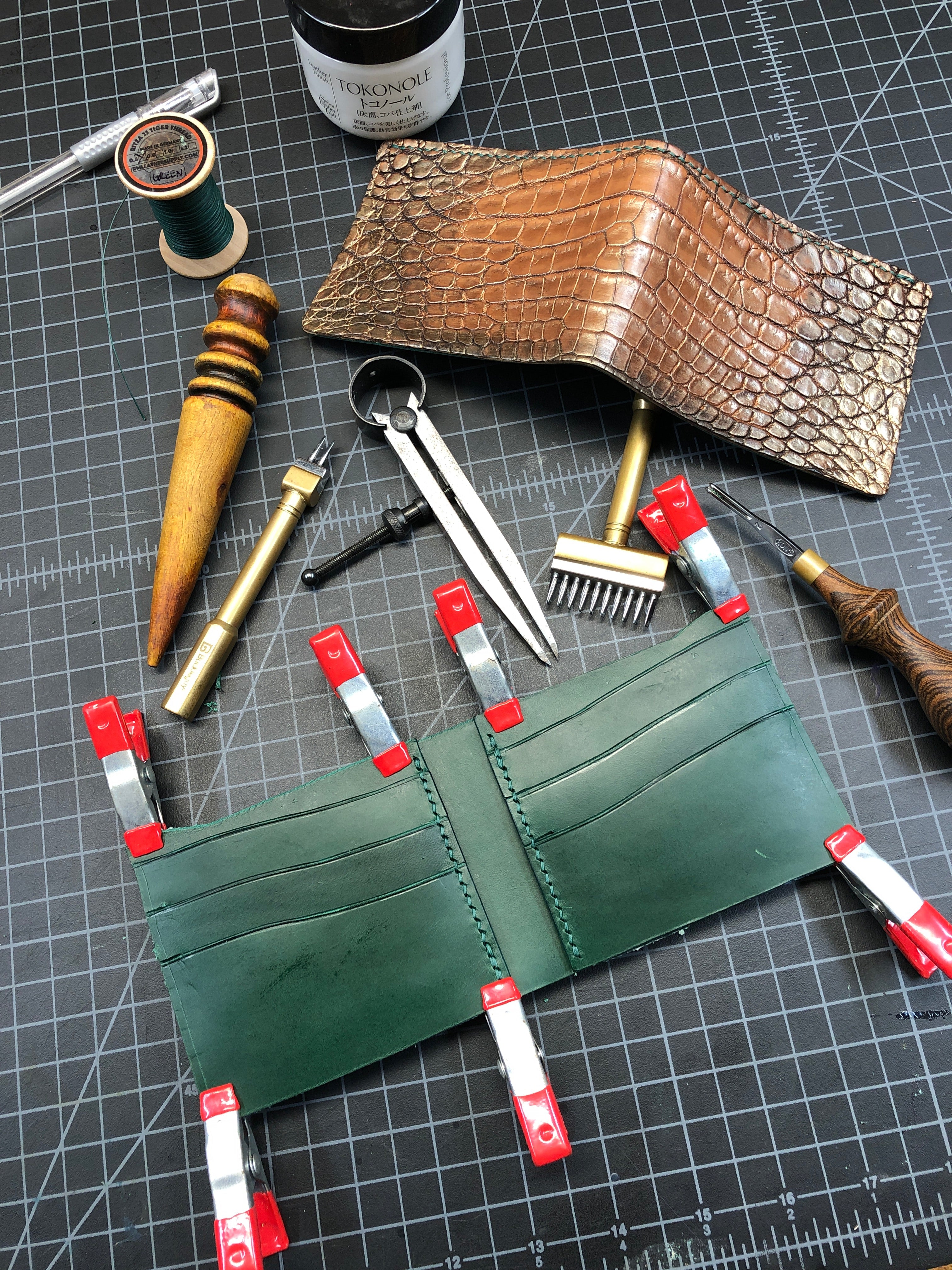 Bronze Alligator bifold