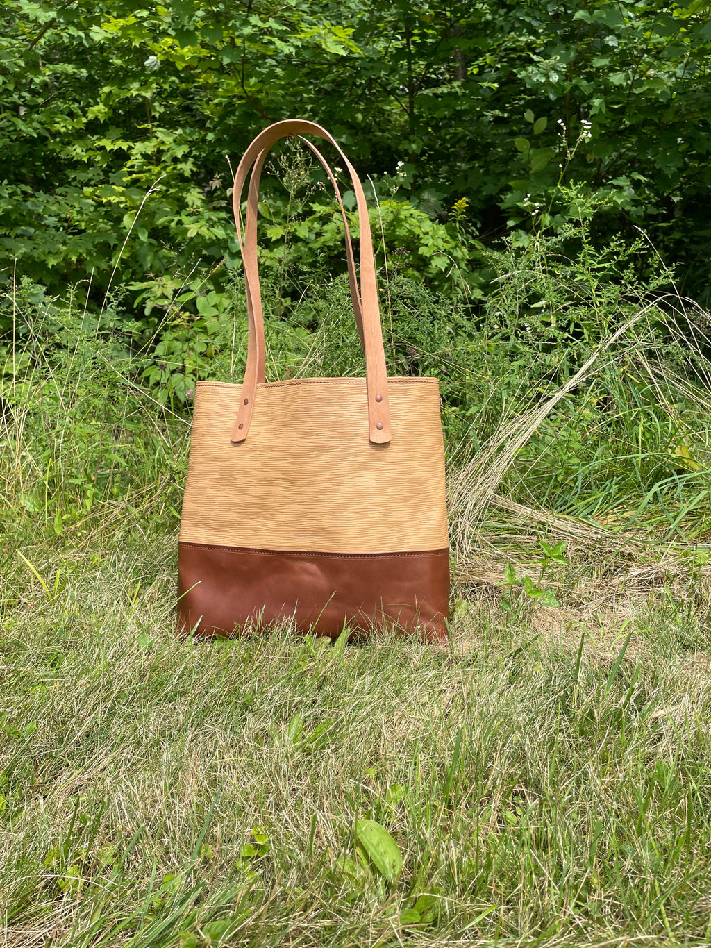 Two tone tote