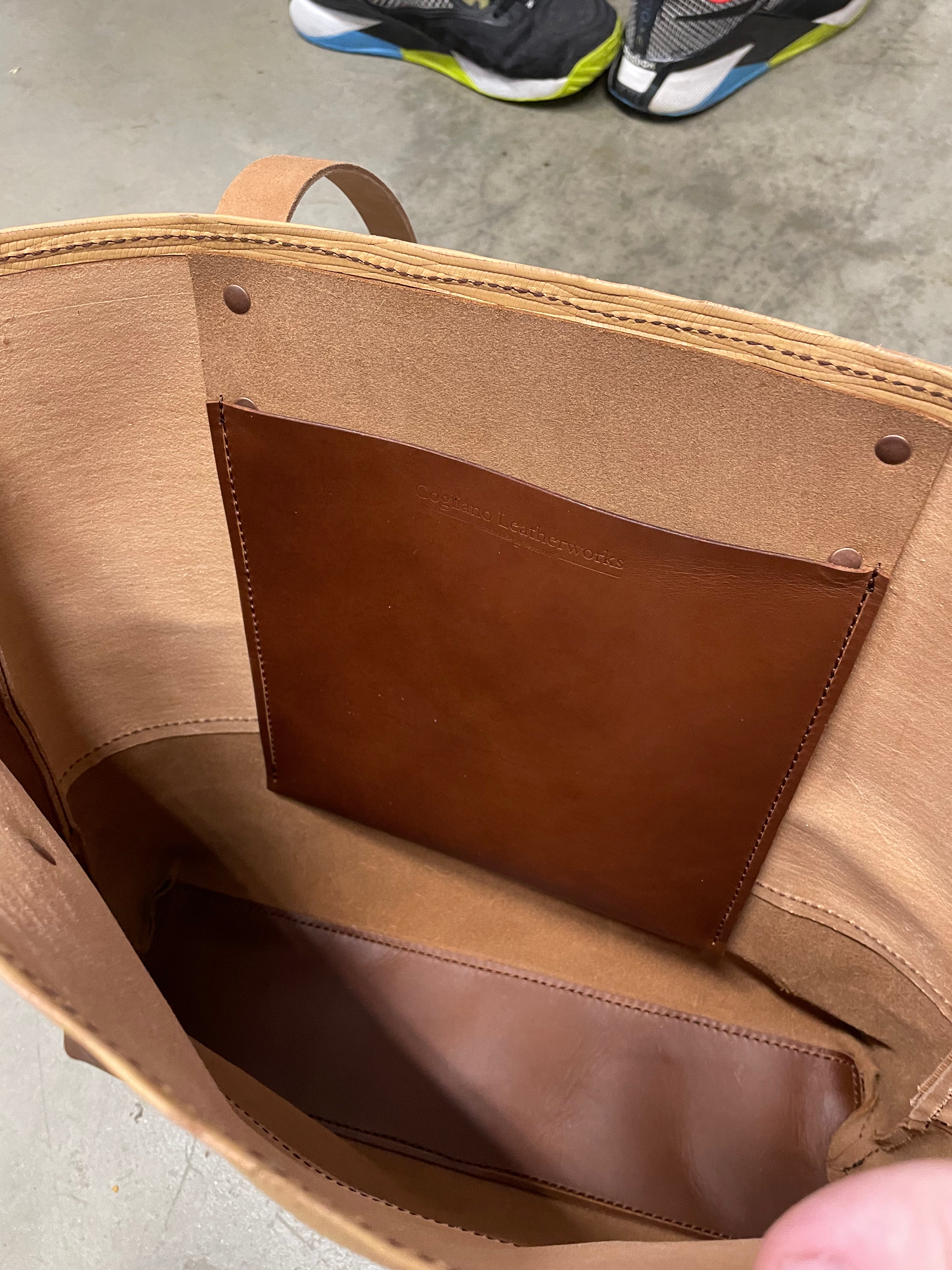 Two tone tote